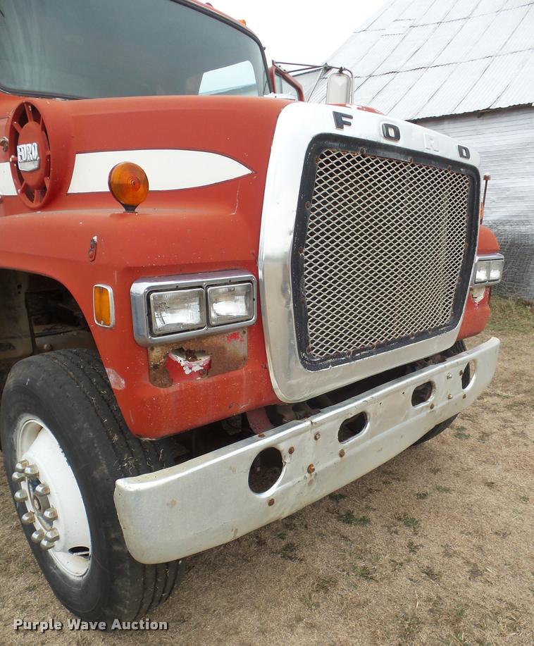 image for item DA5090 1972 Ford L9000 dump truck