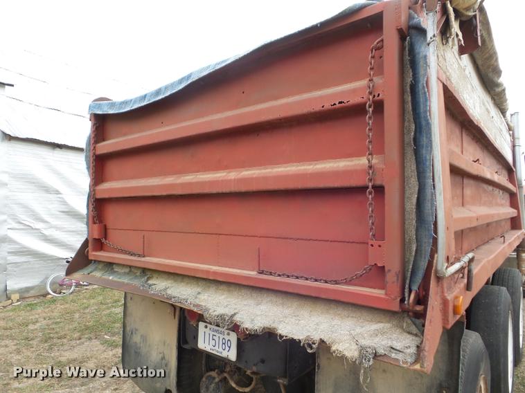 image for item DA5090 1972 Ford L9000 dump truck