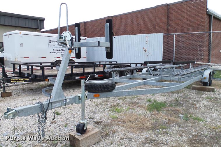 image for item DA6158 2014 Bear Mfg. boat trailer