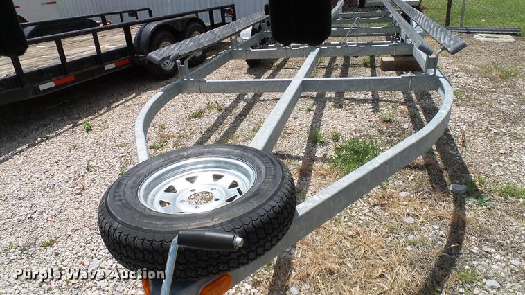 image for item DA6158 2014 Bear Mfg. boat trailer