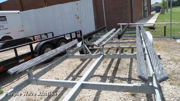 image for item DA6158 2014 Bear Mfg. boat trailer