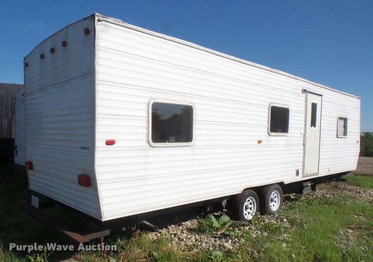 image for item DA6405 2006 Gulf Stream camper