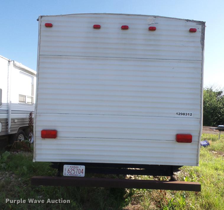 image for item DA6405 2006 Gulf Stream camper