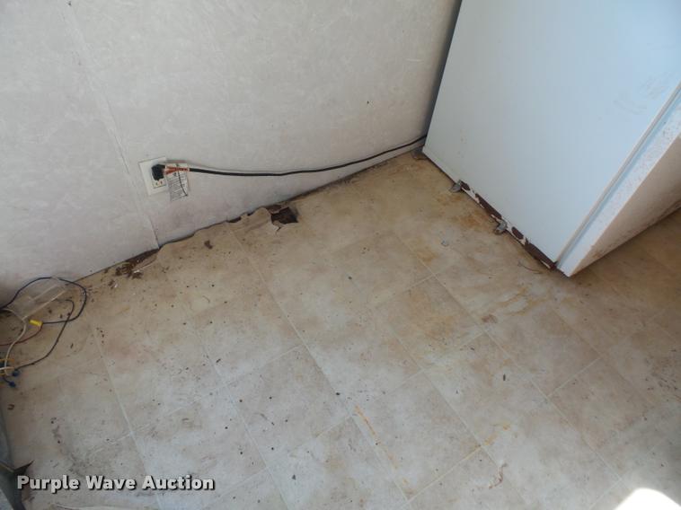 image for item DA6405 2006 Gulf Stream camper