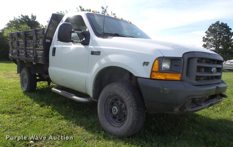 image for item DA6420 1999 Ford F350 Super Duty dump bed pickup truck