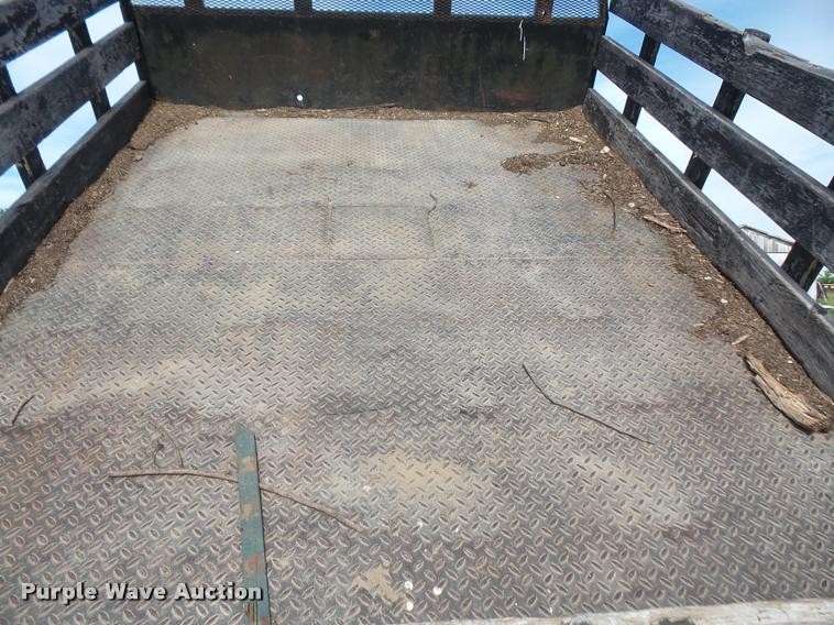 image for item DA6420 1999 Ford F350 Super Duty dump bed pickup truck