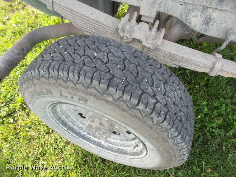 image for item DA6420 1999 Ford F350 Super Duty dump bed pickup truck