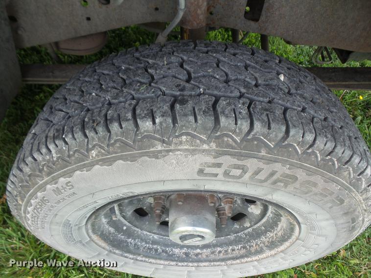 image for item DA6420 1999 Ford F350 Super Duty dump bed pickup truck