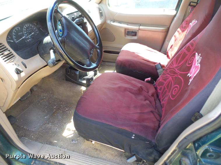 image for item DA6425 1999 Ford Explorer SUV
