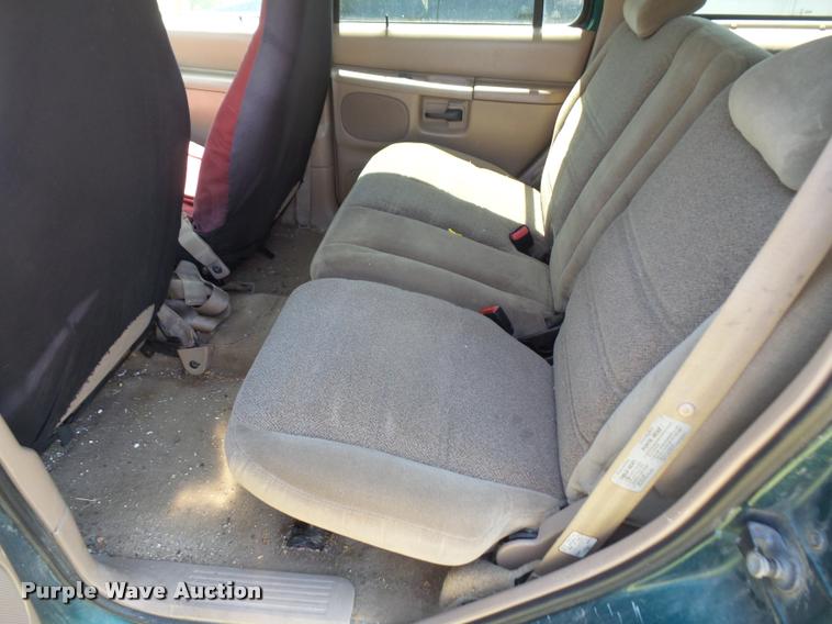 image for item DA6425 1999 Ford Explorer SUV