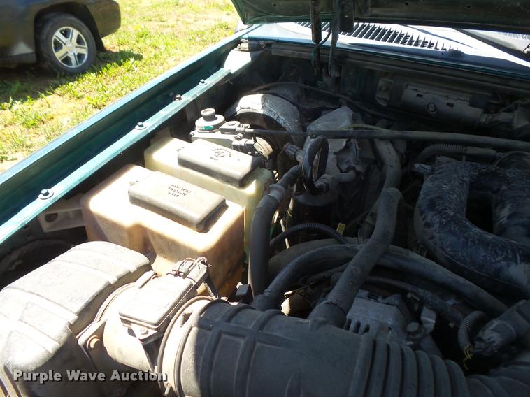 image for item DA6425 1999 Ford Explorer SUV