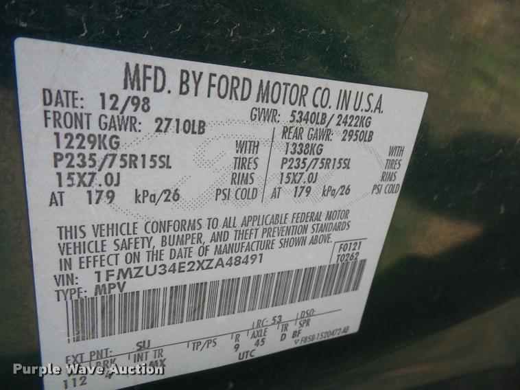 image for item DA6425 1999 Ford Explorer SUV