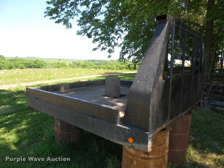 image for item DA6427 Bradford Built flatbed