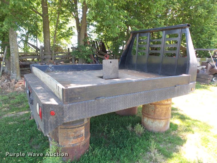 image for item DA6427 Bradford Built flatbed