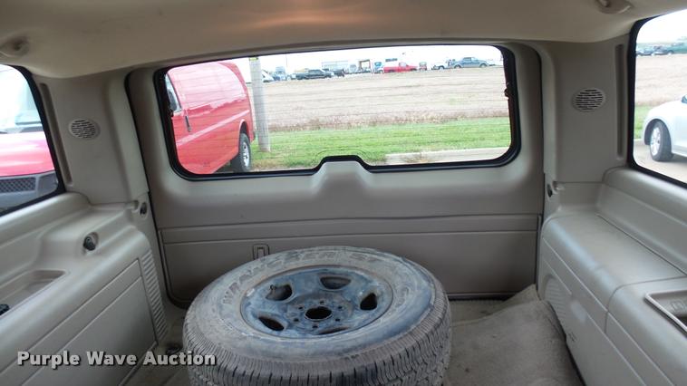 image for item DA7908 2005 GMC Yukon Denali SUV