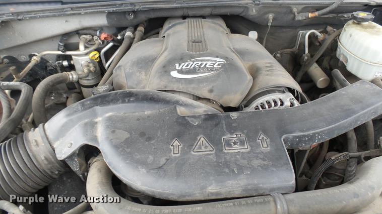 image for item DA7908 2005 GMC Yukon Denali SUV