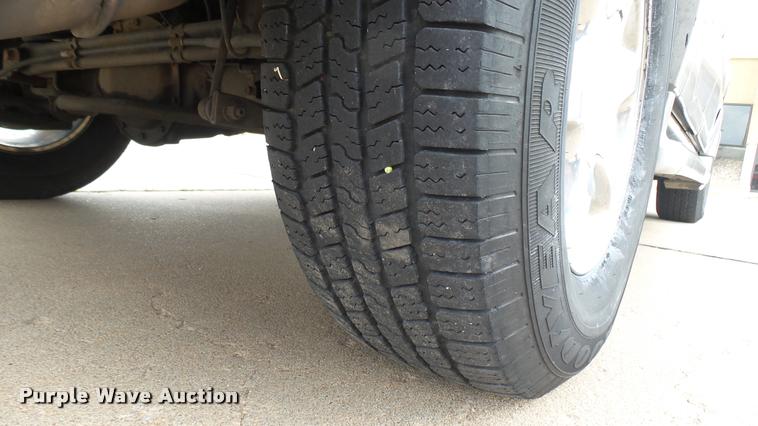 image for item DA7908 2005 GMC Yukon Denali SUV