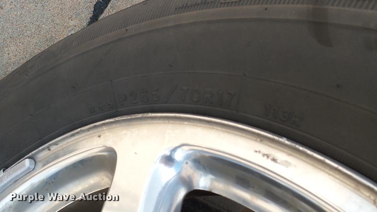 image for item DA7908 2005 GMC Yukon Denali SUV