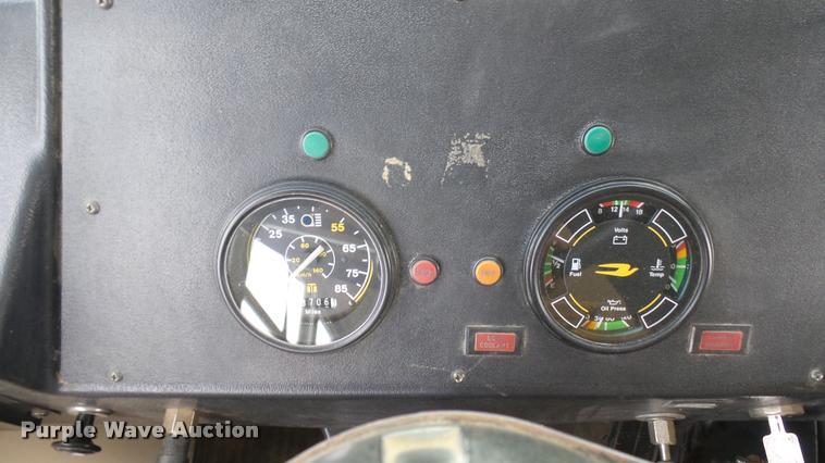 image for item DA7931 1992 Blue Bird TC2000 school bus