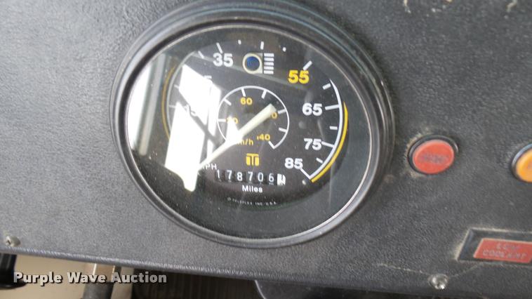 image for item DA7931 1992 Blue Bird TC2000 school bus