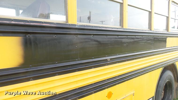 image for item DA7931 1992 Blue Bird TC2000 school bus