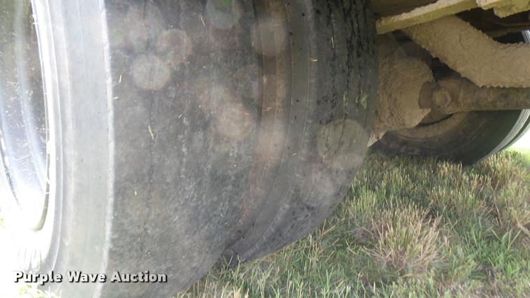 image for item DA7931 1992 Blue Bird TC2000 school bus