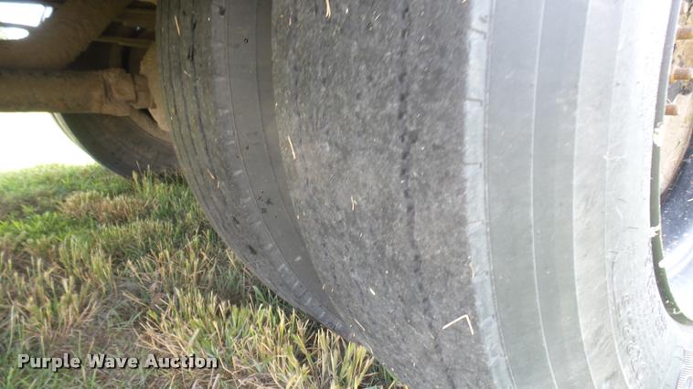 image for item DA7931 1992 Blue Bird TC2000 school bus