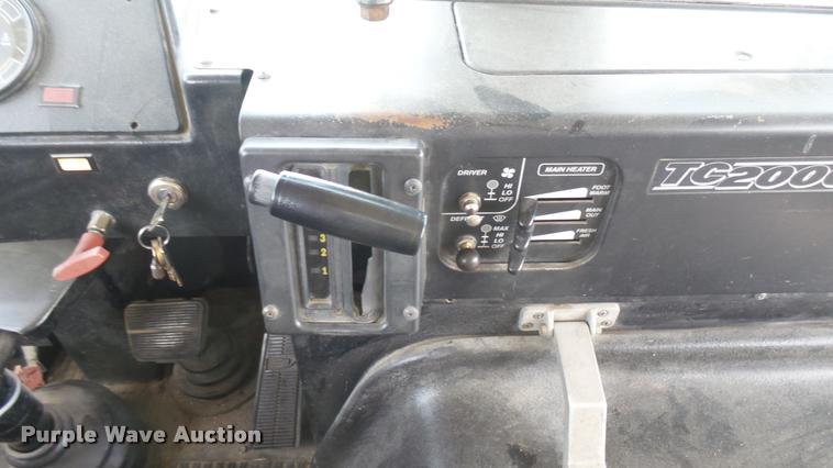 image for item DA7932 1992 Blue Bird TC2000 school bus