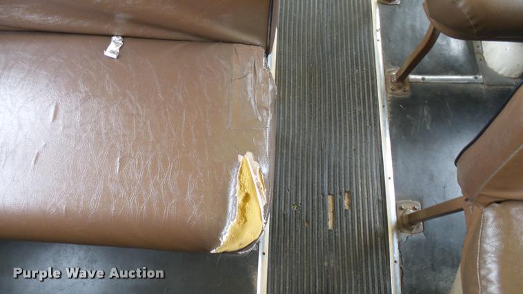 image for item DA7932 1992 Blue Bird TC2000 school bus