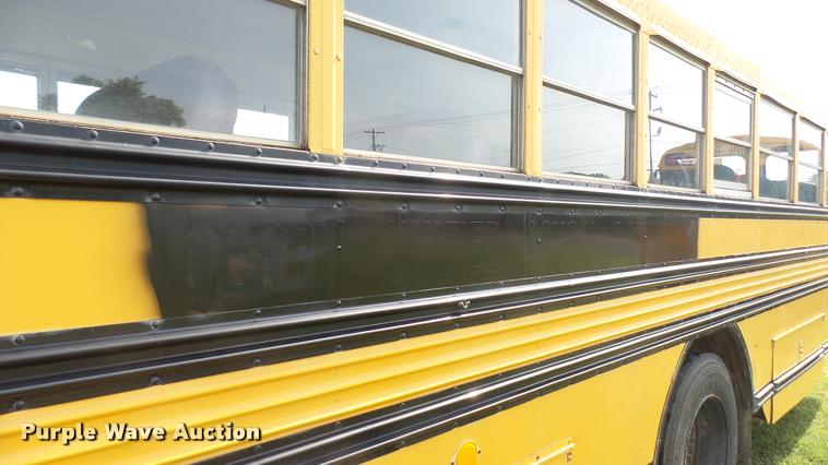 image for item DA7932 1992 Blue Bird TC2000 school bus