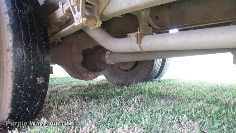 image for item DA7932 1992 Blue Bird TC2000 school bus