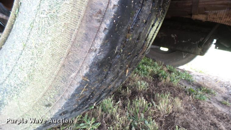 image for item DA7932 1992 Blue Bird TC2000 school bus