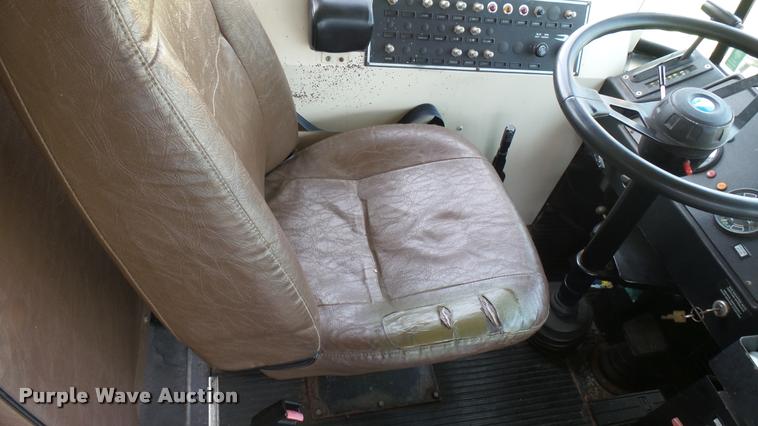 image for item DA7933 1992 Blue Bird TC2000 school bus