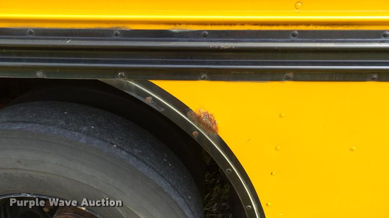 image for item DA7933 1992 Blue Bird TC2000 school bus