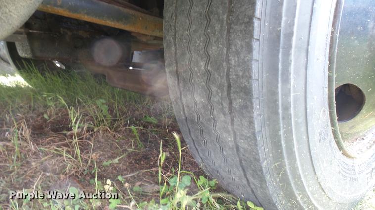 image for item DA7933 1992 Blue Bird TC2000 school bus