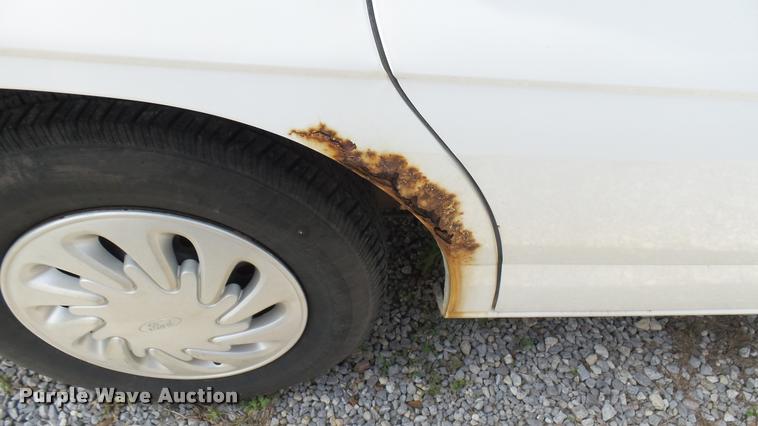 image for item DA7934 1998 Ford Windstar van