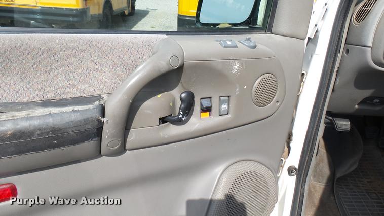 image for item DA7935 2001 Chevrolet Astro van