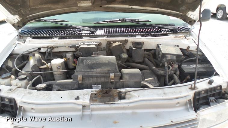 image for item DA7935 2001 Chevrolet Astro van