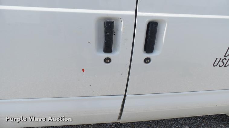 image for item DA7935 2001 Chevrolet Astro van