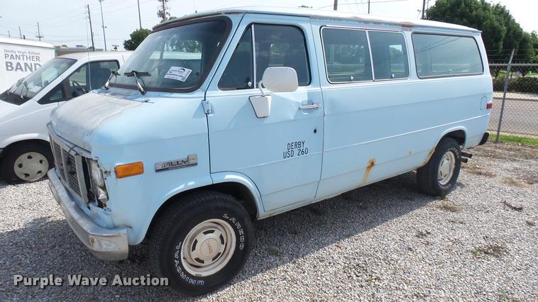 image for item DA7936 1991 GMC Rally 2500 van