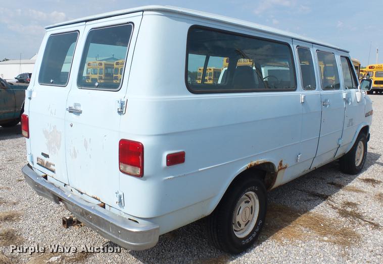 image for item DA7936 1991 GMC Rally 2500 van