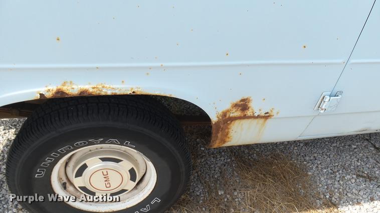 image for item DA7936 1991 GMC Rally 2500 van