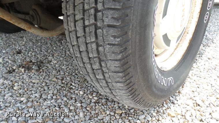 image for item DA7936 1991 GMC Rally 2500 van