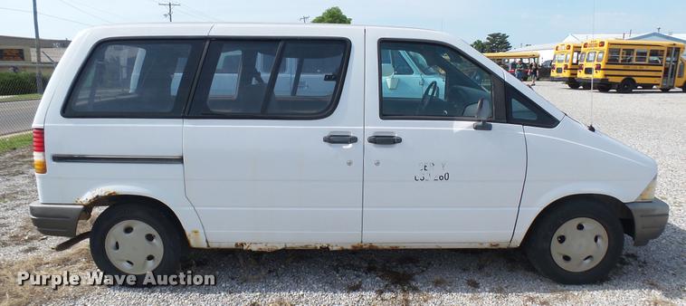 image for item DA7937 1995 Ford Aerostar van