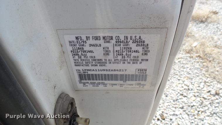 image for item DA7937 1995 Ford Aerostar van
