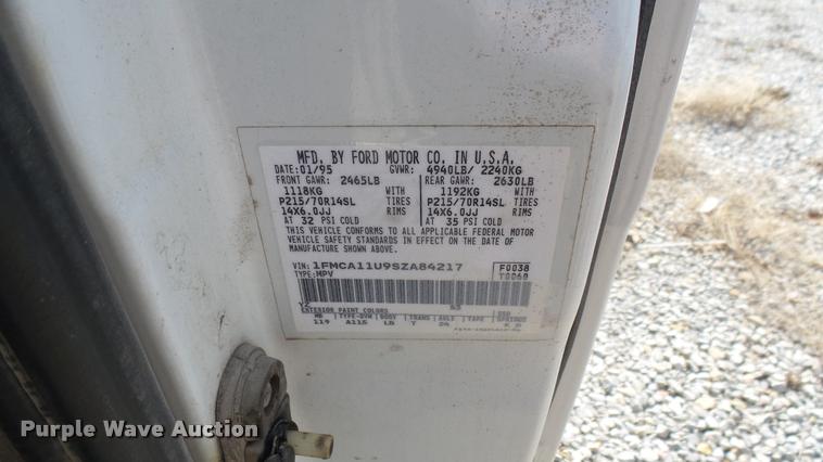 image for item DA7937 1995 Ford Aerostar van