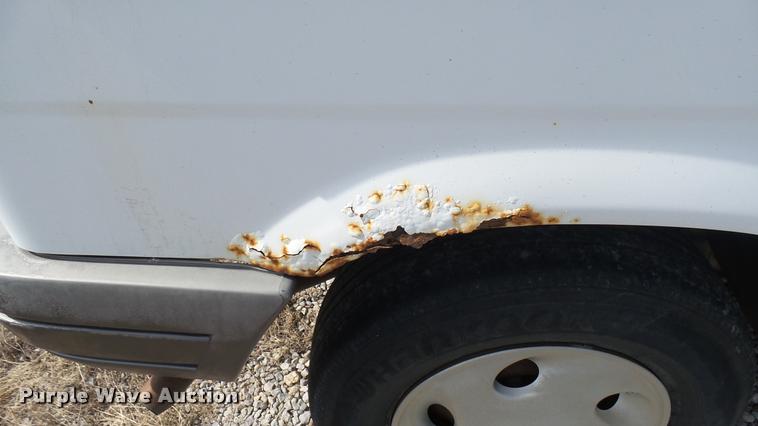 image for item DA7937 1995 Ford Aerostar van