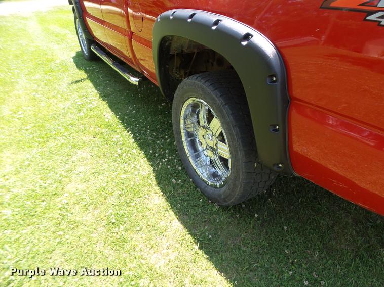 image for item DB1345 2007 Chevrolet Silverado Classic 1500 Ext. Cab pickup truck