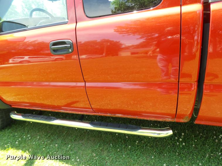 image for item DB1345 2007 Chevrolet Silverado Classic 1500 Ext. Cab pickup truck