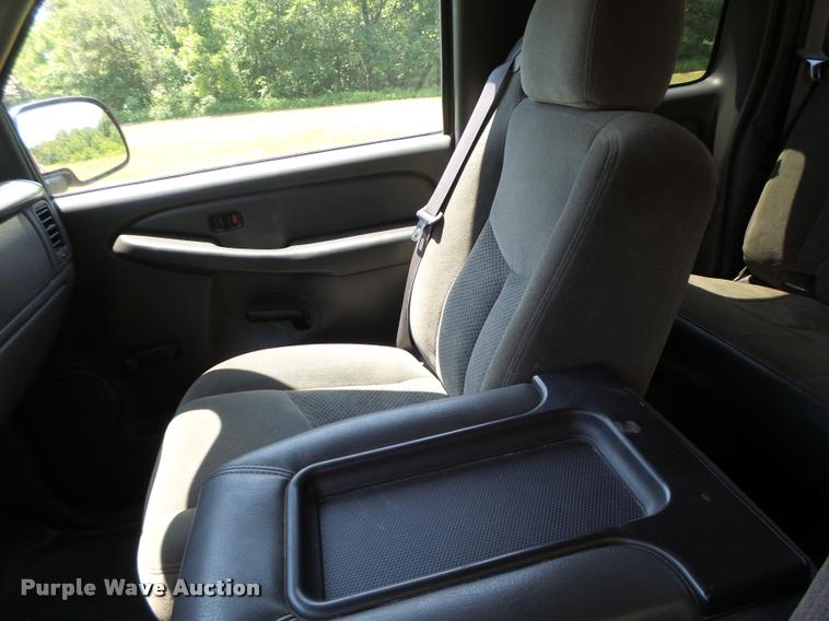 image for item DB1345 2007 Chevrolet Silverado Classic 1500 Ext. Cab pickup truck